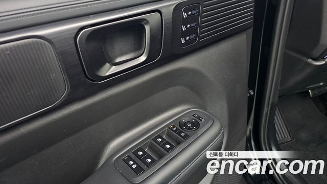 Hyundai Santafe 2024 — photo 28