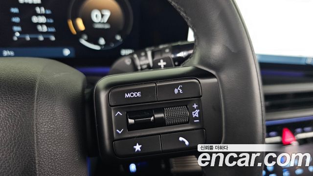 Hyundai Santafe 2024 — photo 31