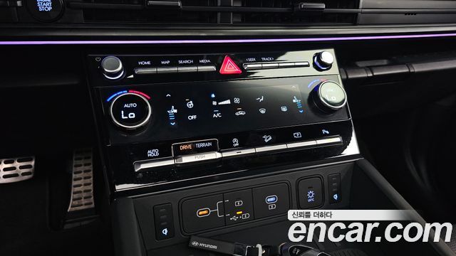 Hyundai Santafe 2024 — photo 35