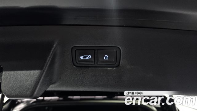 Hyundai Santafe 2024 — photo 36