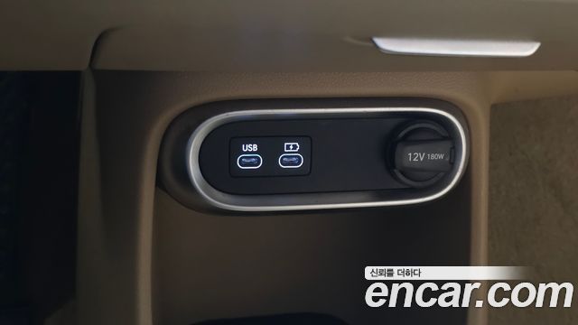 Genesis GV60 2022 — photo 18