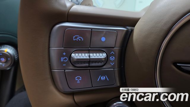 Genesis GV60 2022 — photo 24