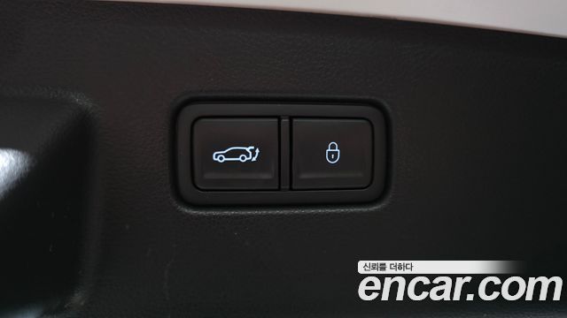 Genesis GV60 2022 — photo 25