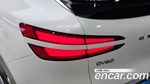 Genesis GV60 2022 — photo 9