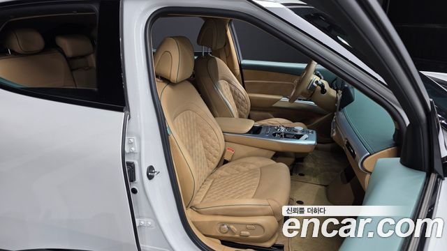 Genesis GV60 2022 — photo 16