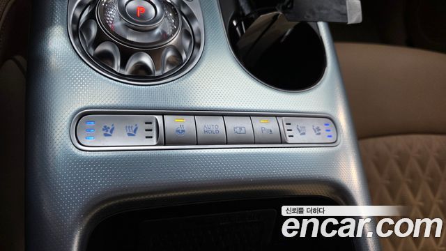 Genesis GV60 2022 — photo 30