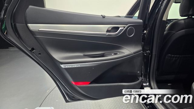 Hyundai Grandeur 2019 — photo 15