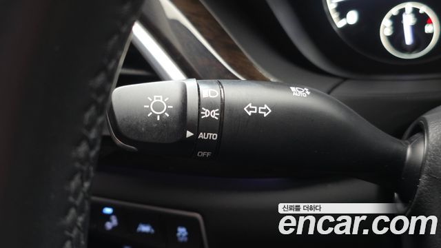 Genesis G90 2021 — photo 23