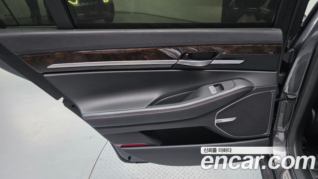 Genesis G90 2021 — photo 15