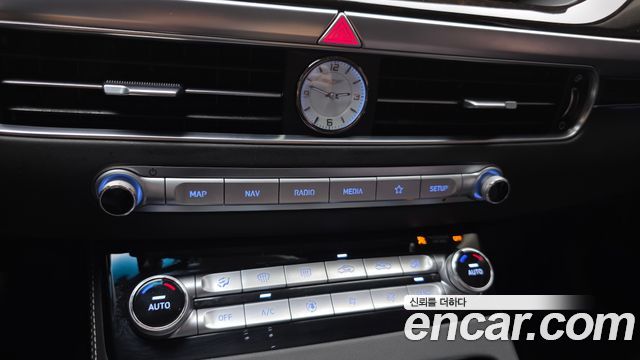 Genesis G90 2021 — photo 30