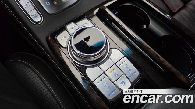 Genesis G90 2021 — photo 31