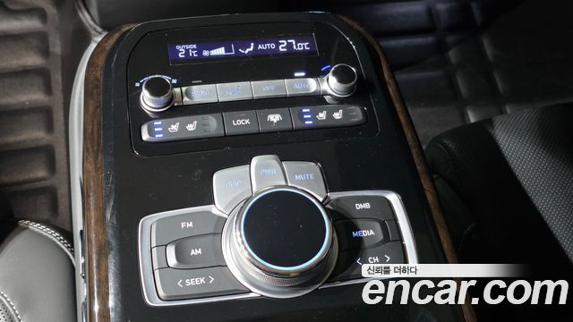 Genesis G90 2021 — photo 35