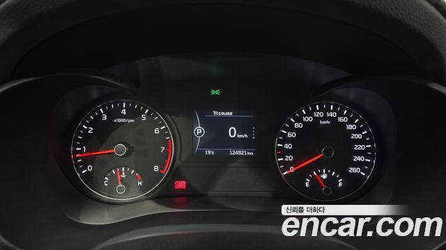 Kia K5 2016 — photo 11