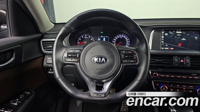 Kia K5 2016 — photo 19