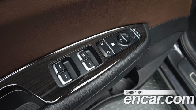 Kia K5 2016 — photo 25