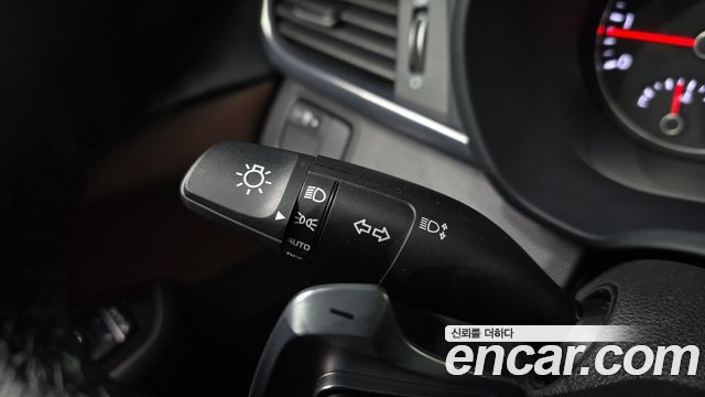 Kia K5 2016 — photo 27