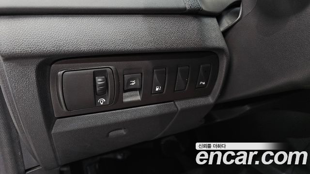 Renault Korea SM3 2011 — photo 14