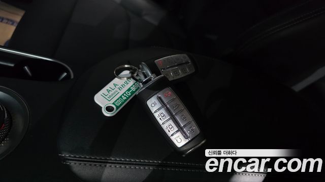 Genesis GV70 2022 — photo 21