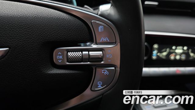 Genesis GV70 2022 — photo 22