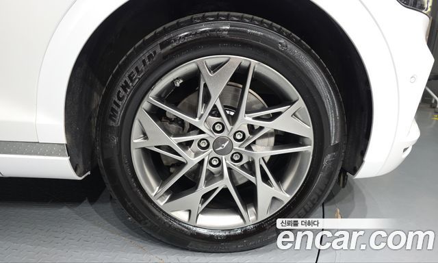 Genesis GV70 2022 — photo 7