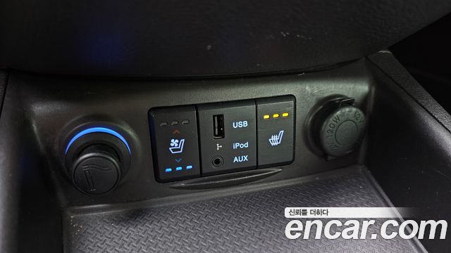 Hyundai Santafe 2012 — photo 24