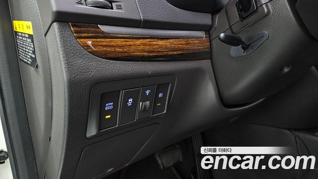 Hyundai Santafe 2012 — photo 25