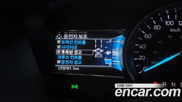 Ford Explorer 2019 — photo 22