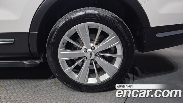 Ford Explorer 2019 — photo 7