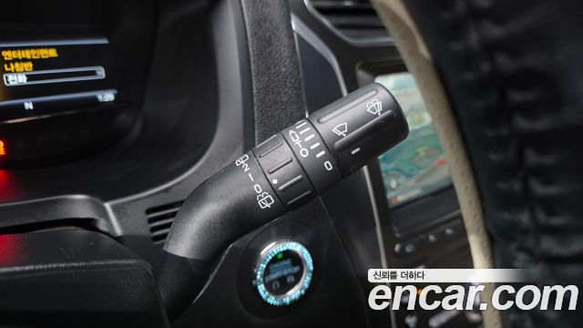 Ford Explorer 2019 — photo 29