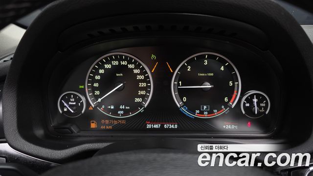 BMW X3 2016 — photo 8