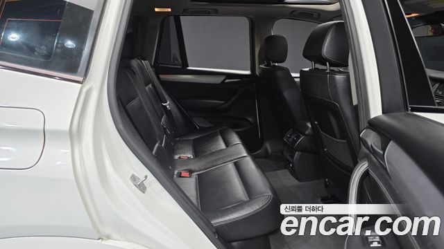 BMW X3 2016 — photo 12