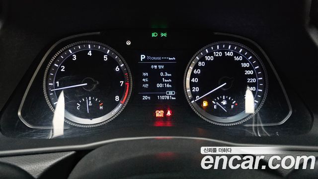 Hyundai Sonata 2020 — photo 11
