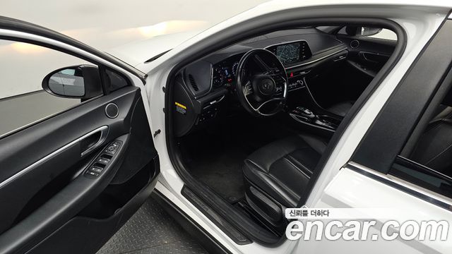 Hyundai Sonata 2020 — photo 17