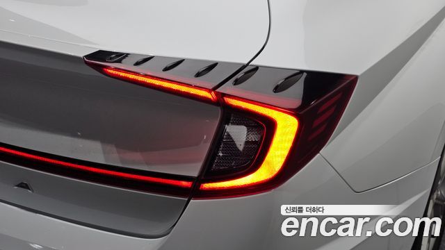 Hyundai Sonata 2020 — photo 9
