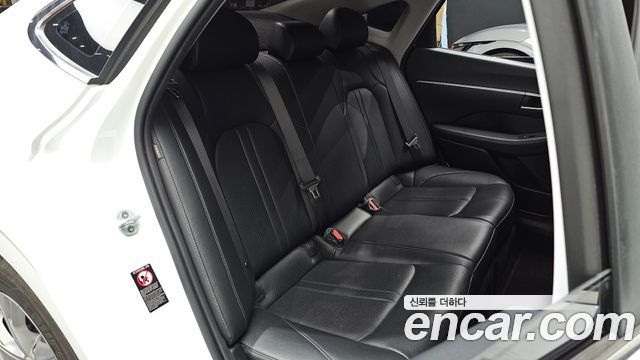 Hyundai Sonata 2020 — photo 16