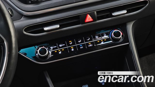 Hyundai Sonata 2020 — photo 28