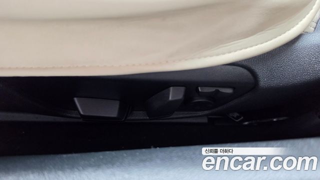 BMW Z4 2025 — photo 29