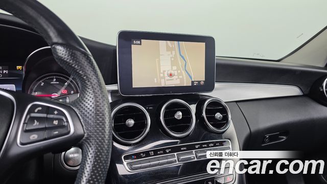 Mercedes-Benz C-Class 2016 — photo 12