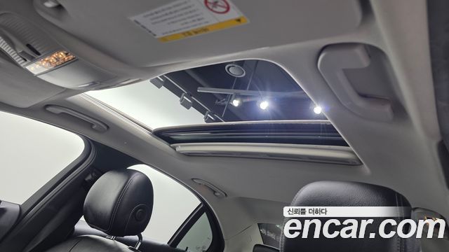 Mercedes-Benz C-Class 2016 — photo 16