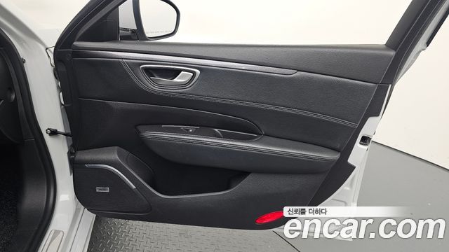 Renault Korea SM6 2017 — photo 14