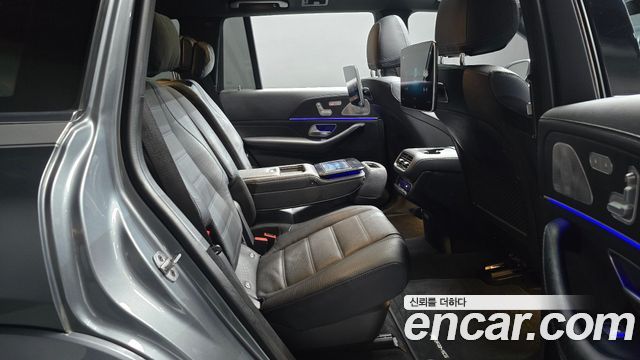 Mercedes-Benz GLS-Class 2021 — photo 17