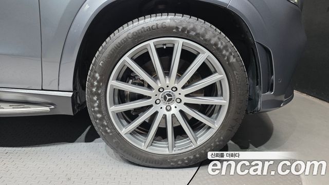 Mercedes-Benz GLS-Class 2021 — photo 7