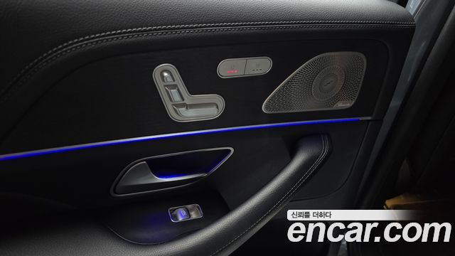 Mercedes-Benz GLS-Class 2021 — photo 30