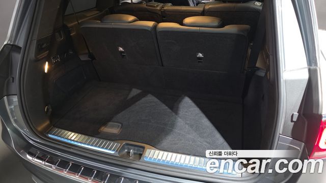 Mercedes-Benz GLS-Class 2021 — photo 35