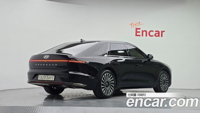 Hyundai Grandeur 2023 — photo 2