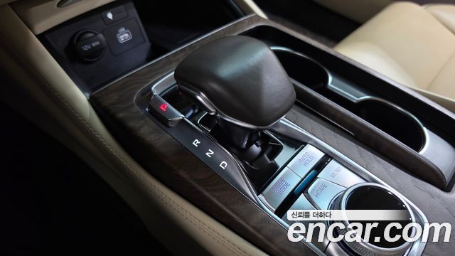 Kia K9 2019 — photo 12
