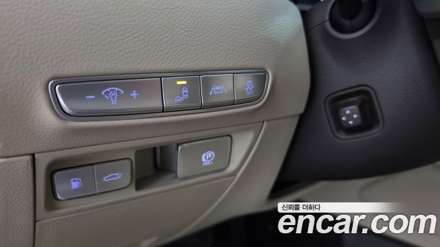 Kia K9 2019 — photo 27