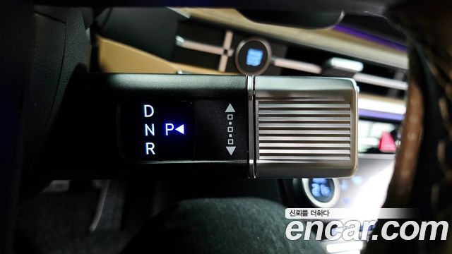 Hyundai Santafe 2024 — photo 12