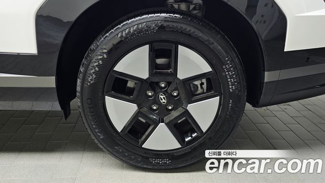 Hyundai Santafe 2024 — photo 7