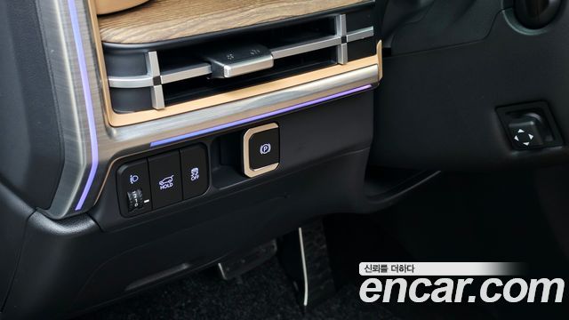 Hyundai Santafe 2024 — photo 29
